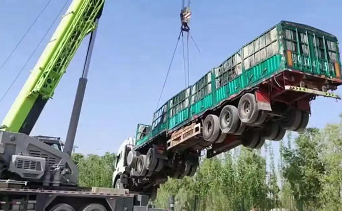 元氏道路脱困救援案例